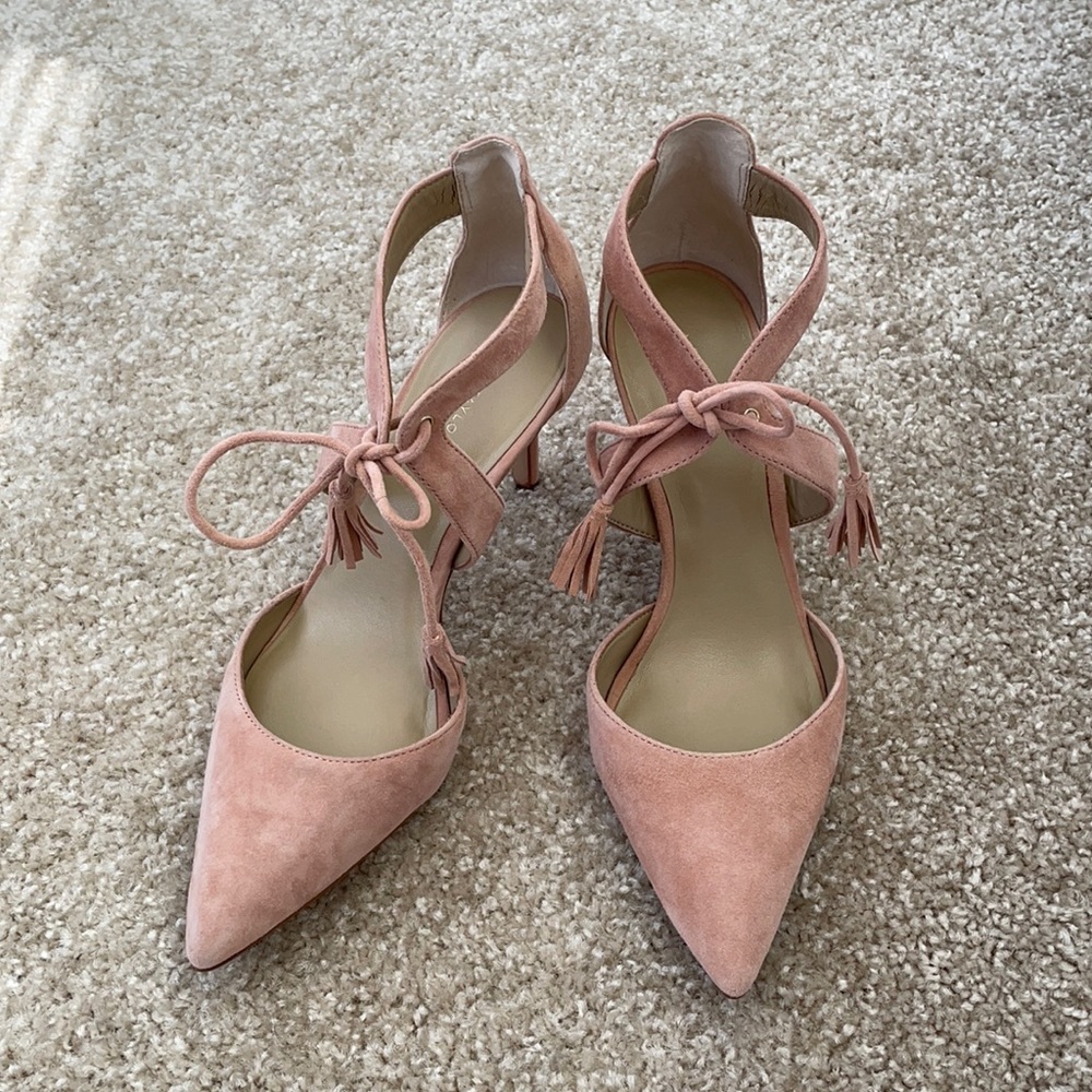 Ann Taylor Carson Tassel Pump